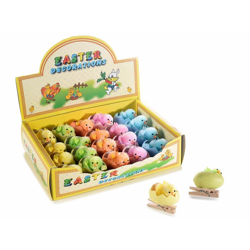 1536 Kücken im Ei auf Holzklammer