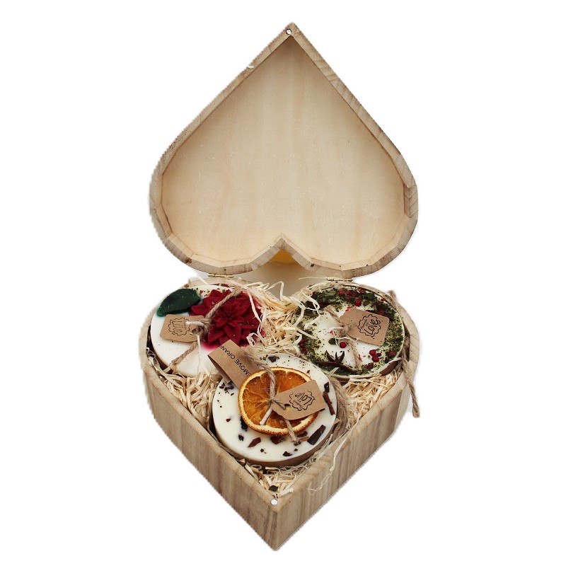 2285 Boîte cadeaux coeur avec 3 bougies parfumée beauty scents